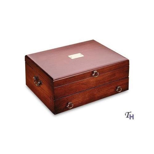 https://www.giftwaregallery.com/cdn/shop/products/reed-barton-bristol-silver-1-drawer-flatware-chest-chests-misc-giftware-gallery_451.jpg?v=1571291315